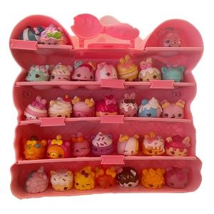 Num noms collectors case full of 32 num noms+ rare editions